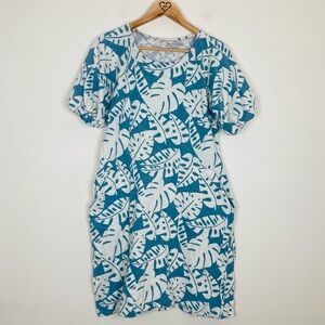 Boden blue & white tropical leaf print knee length short sleeve dress. Size 12